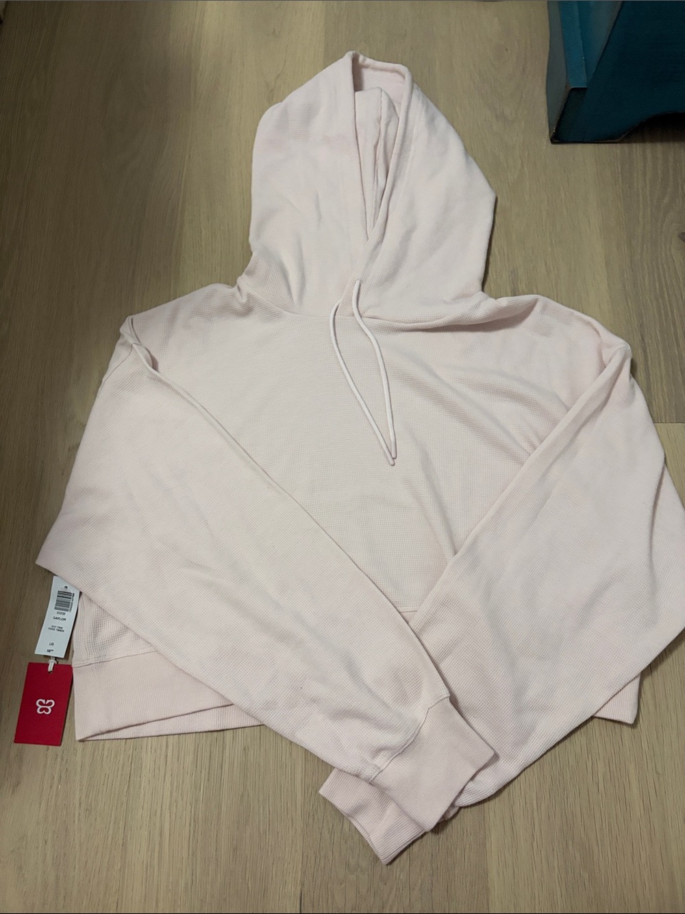 Aritzia Sunday Best Waffle Cropped Hoodie - Shy Pink